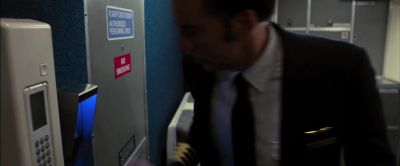 Chris! Let me in! - Left Behind
