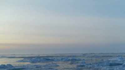 CHRIS: Oh.
We're looking for, uh, - Life Below Zero: First Alaskans
