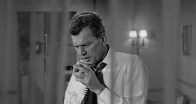 - Chris?
- Yeah? - The Killer Is Loose