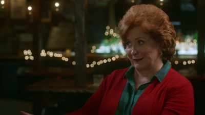 - Chrissy, honey.
- Yes. - A Country Christmas Harmony