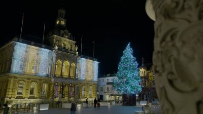 Christmas in Ipswich is a big event. - Murder in the Red Light