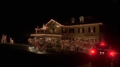 (Christmas music playing) - NCIS