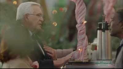 Christmas wreath, you know, - Christmas Under the Stars