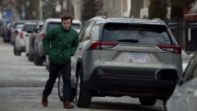 Christopher Egan,
29 years old. - Chicago P.D.