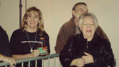 [Christy] My parents came to see me, - Untold: Deal with the Devil