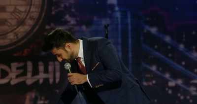 - [chuckles]
- [applause] - Vir Das: Abroad Understanding