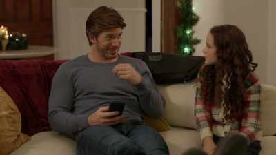 (chuckles) Because you
wanna get a real tree - The Secret Gift of Christmas