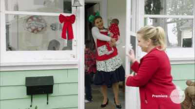 - [chuckles] Bye.
Merry Christmas. - A Very Nutty Christmas