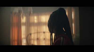 - [chuckles]
- He always had this guitar. - Deadly Class