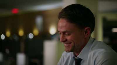 - [ chuckles ]
- How'd he end up - All Rise
