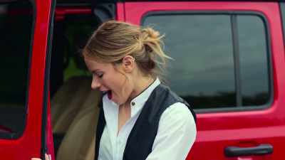 [chuckles] I definitely have
daddy issues, - Daughter of the Bride