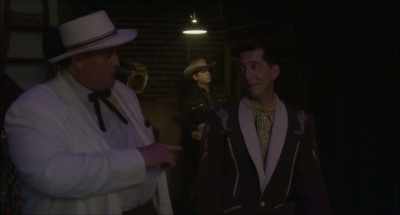 (chuckles) I know you can
sell snow to an Eskimo, - Sun Records