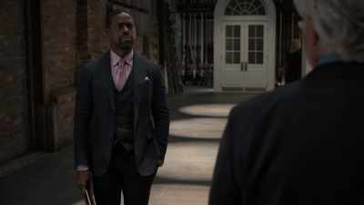 [ Chuckles ]
It's not easy being you, is it? - A West Wing Special to Benefit When We All Vote