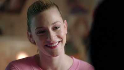 -(CHUCKLES)
-(KNOCKING ON DOOR) - Riverdale