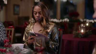 -[chuckles]
-oh. - Christmas on the Menu