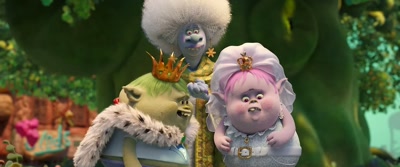 -[chuckles]
-[Poppy titters] - Trolls Band Together