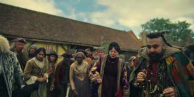 - [chuckles]
- [Reddlehag screaming indistinctly] - The Completely Made-Up Adventures of Dick Turpin