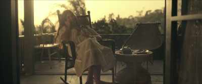 [chuckles] - Daisy Jones & the Six