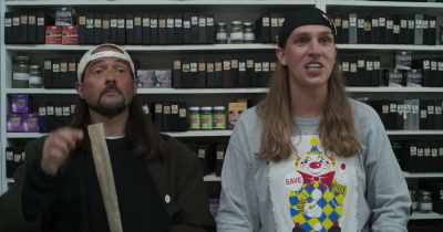 [chuckles] - Clerks III