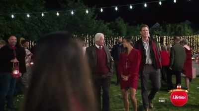 [ chuckles ] - The Holiday Fix Up