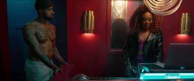 - [chuckles] - All the Queen's Men
