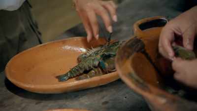 [chuckles] - Eva Longoria: Searching for Mexico