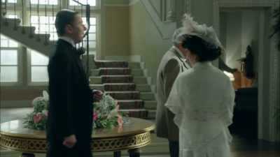 [ Chuckles ] - Grand Hotel