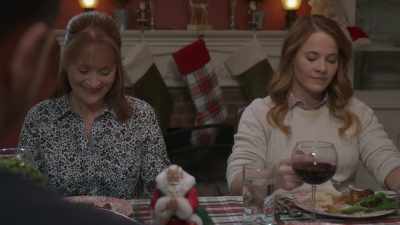 [chuckles] - Christmas a la Mode