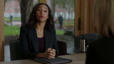 [chuckles] - Pretty Little Liars: The Perfectionists