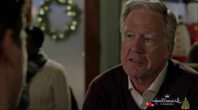 [CHUCKLES] - Christmas in Love