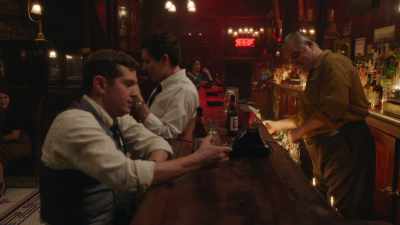 (chuckles) - The Marvelous Mrs. Maisel