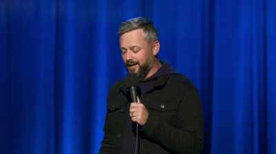 [chuckles] So… - Nate Bargatze: The Greatest Average American