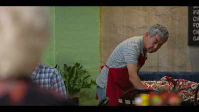 (CHUCKLES)
Well, you have the touch. - Bump