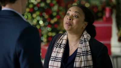 [chuckles] Well, I don't know
what that would mean, - Random Acts of Christmas