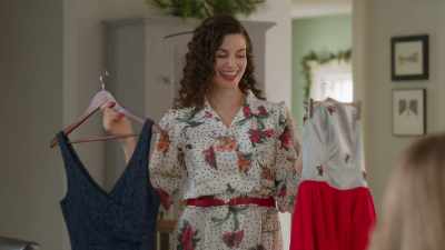 (chuckles) Yes. Kind of. - The Secret Gift of Christmas