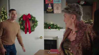 - (chuckling)
- (knocking on door) - Laughing All the Way