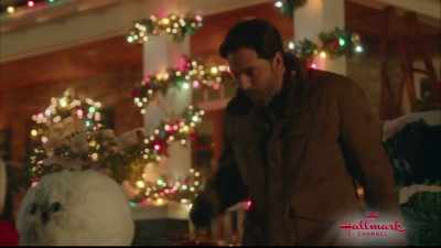 [chuckling] - Christmas Town