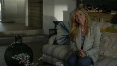 [chuckling] - Dirty John