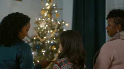 [chuckling] - Scouting for Christmas