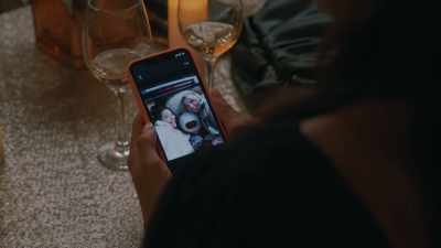 [chuckling] - Friends & Family Christmas