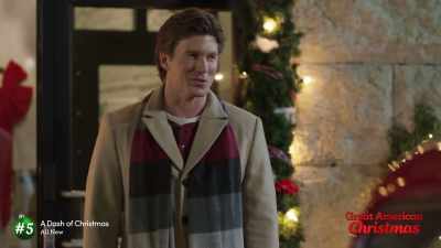 [chuckling] - A Dash of Christmas