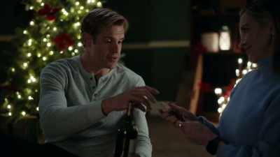 (chuckling) - A Royal Christmas Crush
