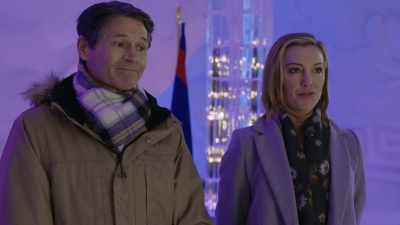 (chuckling) - A Royal Christmas Crush