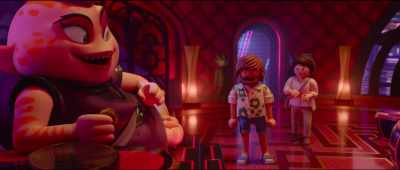 (chuckling) Why would | tell you
about illegal cloaking devices? - Playmobil: The Movie