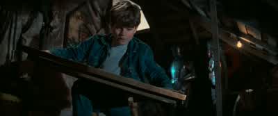 - Chunk! - I didn't touch it. I know you didn't touch it. - The Goonies