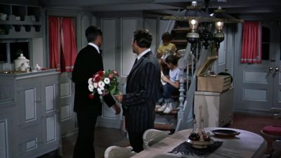 Cinzia your date is here Straining at the leash - Houseboat