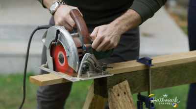 [circular saw whirring] - Love on Harbor Island
