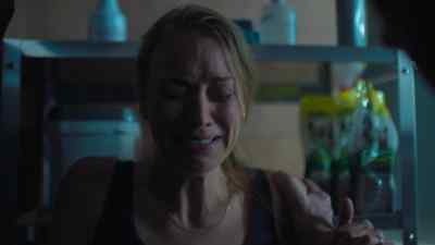 - Claire had 'em too.
- [sobbing] - Teacup