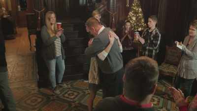 (clapping) - Christmas at the Chateau