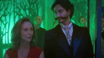 Clara is deathly afraid
of snakes, so she's terrified. - Find Me in Paris